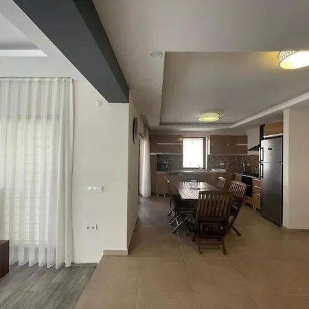 Villa Ela Goecek'te Oezel Havuzlu Luex *