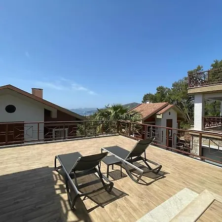 Ela Goecek'te Oezel Havuzlu Luex * Fethiye